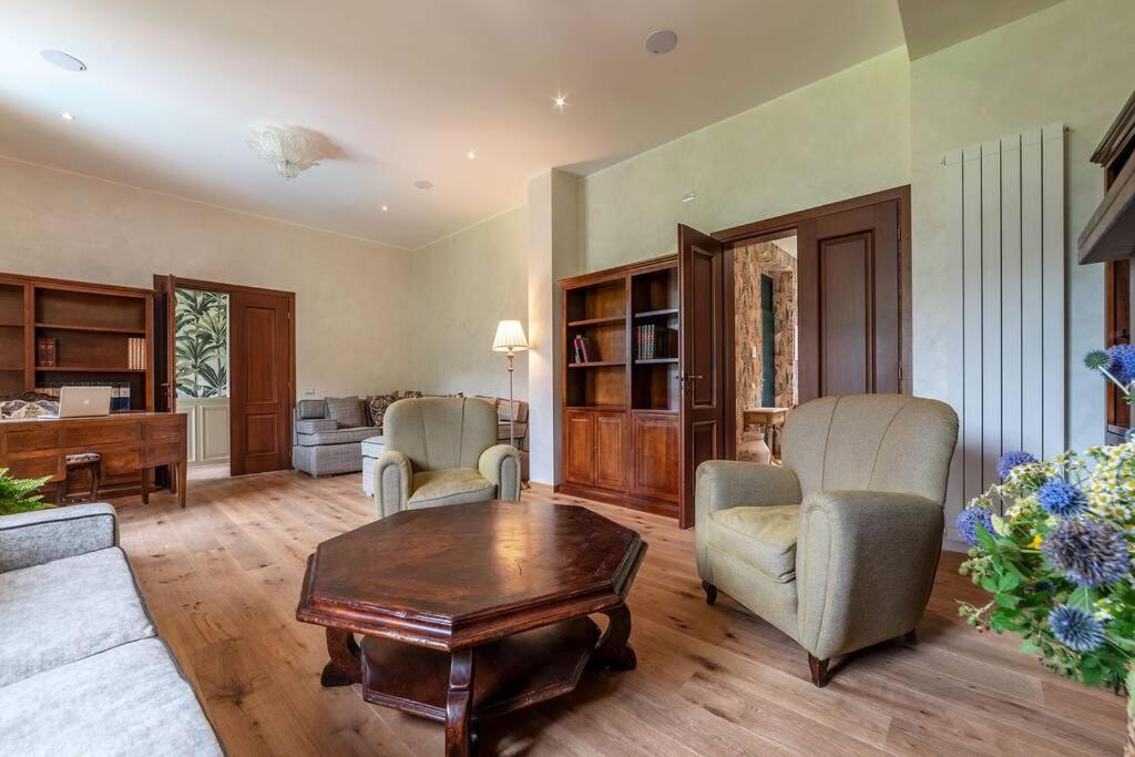 Villa Gina Umbria Luxury Retreat Sant'Anatolia di Narco Exterior photo
