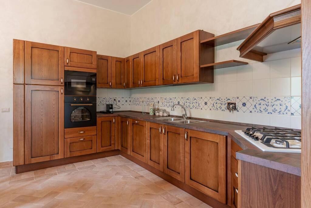 Villa Gina Umbria Luxury Retreat Sant'Anatolia di Narco Exterior photo